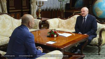Александр Лукашенко - Евгений Шевченко - «Действует как частное лицо, а не представитель Украины». Лукашенко встретился с приехавшим по личной инициативе депутатом - naviny.by - Минск