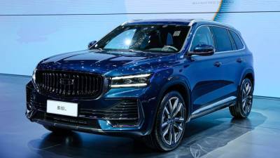 Компания Geely представила кроссовер Geely Xingyue L, который появится в России - avtonovostidnya.ru - Шанхай - Santa Fe