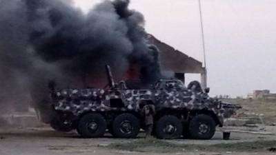 Африканские боевики сожгли украинские БТР-3 при отступлении - piter.tv - Нигерия