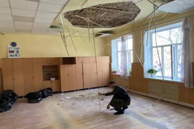 Есть пострадавшие: в школе Армавира во время урока обрушился потолок – Учительская газета - ug.ru - Краснодарский край - Армавир