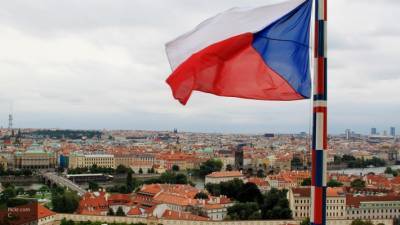 Решение Праги выслать российских дипломатов может серьезно ударить по чешской экономике - newinform.com - Бельгия - Прага