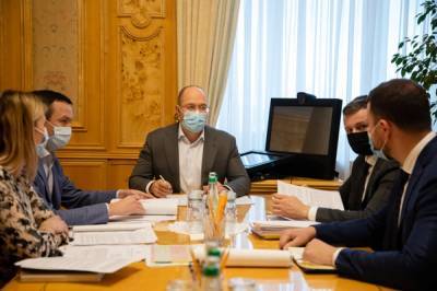 Денис Шмыгаль - Внутренние авиаперевозки в Украине могут подешеветь, – Шмигаль - 24tv.ua - Турция - Новости