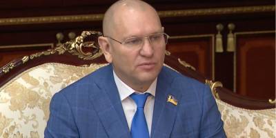 Владимир Зеленский - Александр Лукашенко - Евгений Шевченко - Детали не раскрыл. Слуга народа Шевченко заявил, что Лукашенко передал ему информацию для Зеленского - nv.ua