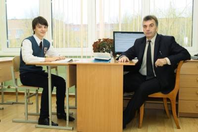 В чем сложность работы педагога? Ответ на этот вопрос дал заслуженный учитель Республики Беларусь Альфред Ладыко из Лиды - grodnonews.by