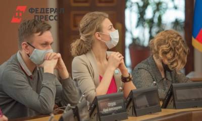 Илья Варламов - Андрей Травников - В горсовете Новосибирска предложили объявить выговор мэру за дороги - fedpress.ru - Новосибирск