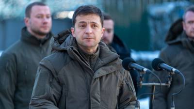 Владимир Путин - Зеленский - Президент Украины подписал закон об ускоренном призыве резервистов в ВСУ - polit.info - Украина - Донбасс