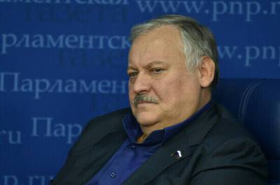 Владимир Зеленский - Владимир Путин - Константин Затулин - Затулин назвал уловкой призыв Зеленского к Путину встретиться в Донбассе - pnp.ru