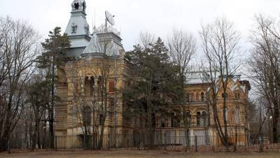 Площадку радиоцентра на Октябрьской набережной могут отдать под жильё - dp.ru