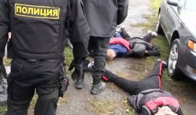 Били, забирали деньги, соблазняли жен: в России банда 2 года терроризировала военных - 24tv.ua - Киев - Алейск