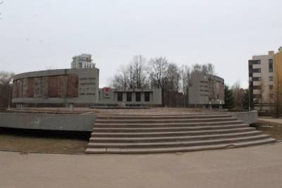 В Петрозаводске проведут реконструкцию Галереи Героев Советского Союза - karel.mk.ru - Петрозаводск - республика Карелия