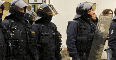 В Чехии спецслужбы задержали боевиков, воевавших на Донбассе - dsnews.ua - Чехия - Прага - Донбасс