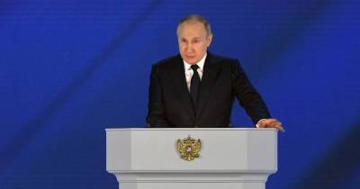 Владимир Путин - Путин призвал строить 120 млн "квадратов" жилья в год - ren.tv - Строительство