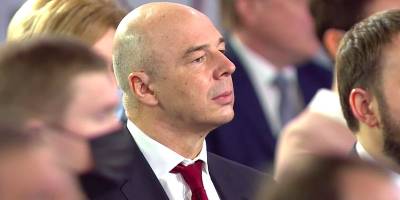 Владимир Путин - Антон Силуанов - Глава Минфина России Силуанов засыпал и дергался, слушая обращение Путина 2021 - Видео и реакция сети - ТЕЛЕГРАФ - telegraf.com.ua - Россия