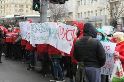 Михаил Добкин - "Время Добкина" вернуло Терехову венки, которыми пытались напугать сотрудников издания - kharkov.politeka.net - Харьков