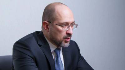 Денис Шмигаль - Кабмин продлил карантин и режим ЧС в Украине - vchaspik.ua