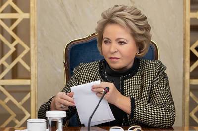Владимир Путин - Валентина Матвиенко - Матвиенко: списание долгов регионам создаст условия для их равномерного развития - pnp.ru