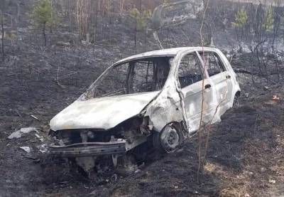 Под Тюменью пьяный пенсионер разбил и сжег свой Hyundai о дачный автобус - znak.com - Тюмень - Тюменская обл.