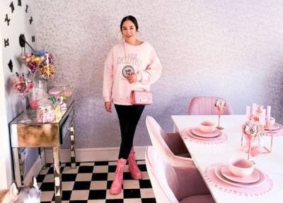 Пара превратила свое жилье в домик Барби: все в розовом цвете – фото - 24tv.ua