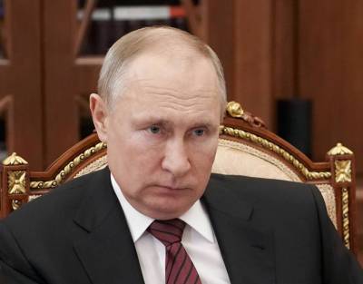 Владимир Зеленский - Владимир Путин - Дмитрий Песков - У Путина отреагировали на предложение Зеленского встретиться на Донбассе - news.bigmir.net - Москва - Украина - Донбасс