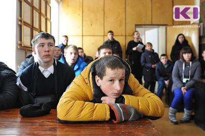 Владимир Уйба - Минюст Коми призвал школы ввести уроки финансовой и правовой грамотности - komiinform.ru - респ. Коми