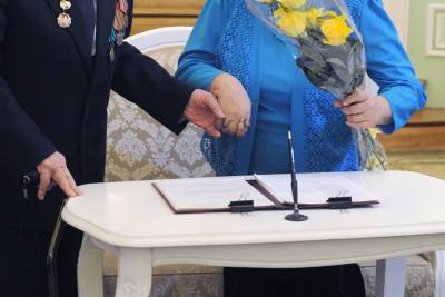 Владимир Владимиров - На Ставрополье вступили в брак 85-летний жених и 79-летняя невеста - etokavkaz.ru - Ставрополье