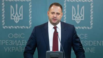 Владимир Зеленский - Андрей Ермак - Коррупционно-олигархическая система оказывает мощное сопротивление Зеленскому, – Ермак - 24tv.ua