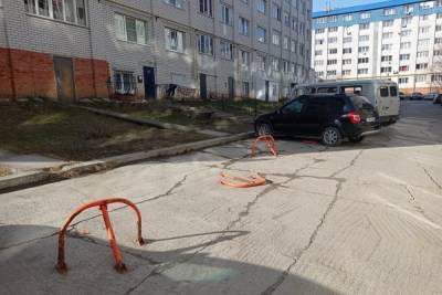 УК через суд обязали освободить парковку от блокираторов в микрорайоне «Байконур» - cheb.mk.ru - респ. Чувашия