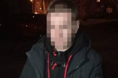 В Киеве задержали мужчину, изнасиловавшего и ограбившего 19-летнюю девушку - from-ua.com - Киев - Николаевская обл.