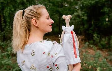 Мастерица-кукольница из Беларуси: Шью и чувствую, что участвую в партизанском движении - charter97.org - Вильнюс
