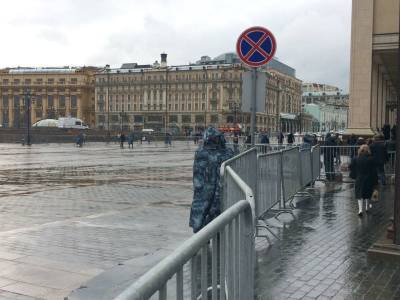 Кира Ярмыш - Максим Резник - Навальный - Митинг "за Навального" в Москве 21 апреля: прямая трансляция - sobesednik.ru - Москва
