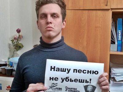 Алексей Навальный - Александр Рогожкин - В Пензе перед митингом в защиту Навального превентивно задержан депутат-комсомолец - kasparov.ru - Пенза