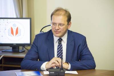 Владимир Путин - Михаил Артеменков: «Лучшие выпускники вузов должны закрепиться в родном регионе» - rabochy-put.ru