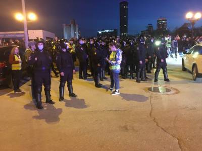 Алексей Навальный - Несогласованные акции в городах Урала прошли без серьезных происшествий - interfax-russia.ru - Екатеринбург - Челябинск - окр. Уральский