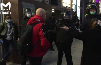 Алексей Навальный - «Вор должен сидеть в тюрьме»: как в Москве проходит акция в поддержку Навального - bloknot.ru - Москва