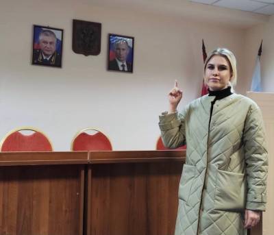 Любовь Соболь - Алексей Навальный - Кира Ярмыш - Владимир Воронин - Любовь Соболь отпустили из полиции, а Киру Ярмыш арестовали на 10 суток - znak.com - Москва