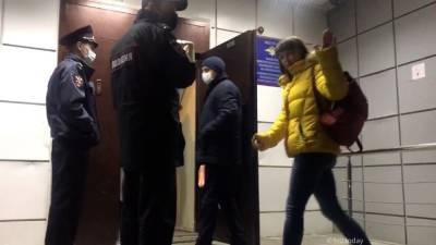 Алексей Навальный - Ксения Фадеева - Андрей Фатеев - Депутаты Думы Томска Ксения Фадеева и Андрей Фатеев задержаны. Видео - tv2.today - Советск - Томск
