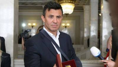 Николай Тищенко - Тищенко заявил, что на вечеринке жены были все переболевшие COVID-19: полный текст “оправдания” - ukrpost.biz
