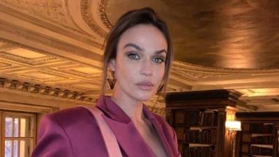 Алена Водонаева - «Не хочу отъехать через месяц»: Водонаева заявила, что боится умереть - 5-tv.ru