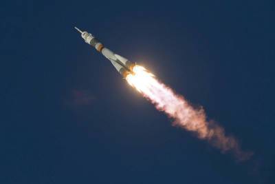 Ракету Союз-2.1б со спутниками OneWeb поместили на стартовую площадку Восточного - mk.ru - Англия