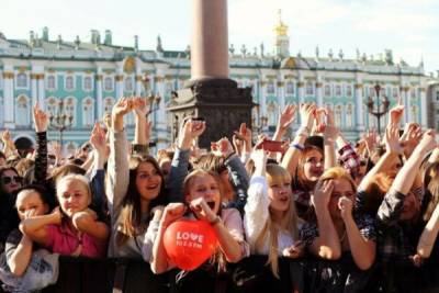 Кто в России всех милее: самые доброжелательные соотечественники живут в Томске и Новосибирске – Учительская газета - ug.ru - Москва - Санкт-Петербург - Новосибирск - Томск