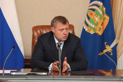 Владимир Путин - Игорь Бабушкин - В Астраханской области уже приступили к реализации некоторых инициатив президента - astrakhanfm.ru - Астраханская обл.