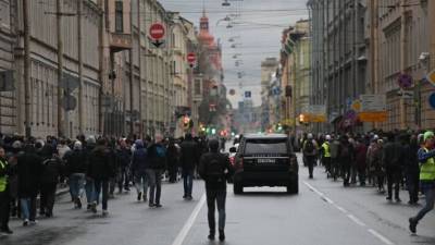 Навальный - Самонкин о провале «митингов»: Соратники Навального переоценили свои силы - polit.info - Россия - Санкт-Петербург