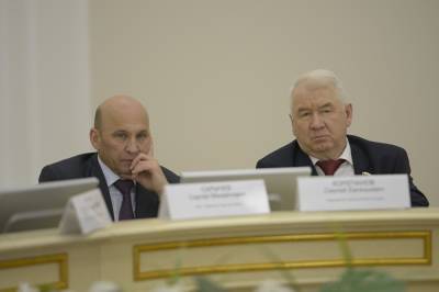 Тюменские депутаты разрешили себе принимать законы тайно - znak.com - Тюмень