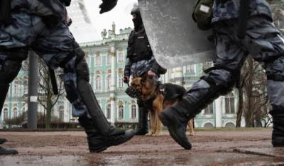 Детский омбудсмен: несовершеннолетних нет среди задержанных на акции протеста в Петербурге - interfax-russia.ru - Санкт-Петербург - Петербург