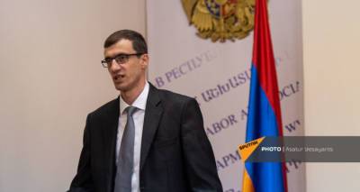 Месроп Аракелян - Около 600 новых рабочих мест открылось в Карабахе благодаря господдержке – министр - ru.armeniasputnik.am