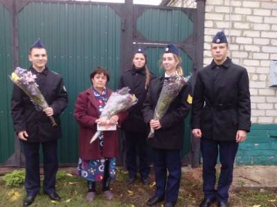 Шквал звонков и главный подарок рядом. Заслуженный учитель Вера Родионова отмечает юбилей - ulpravda.ru - Ульяновск