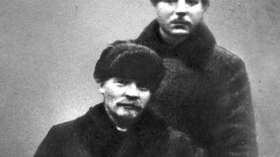 Максим Сурайкин - Владимир Ленин - "Коммунисты России" просят признать памятники Ленину наследием ЮНЕСКО - polit.info - Нью-Йорк