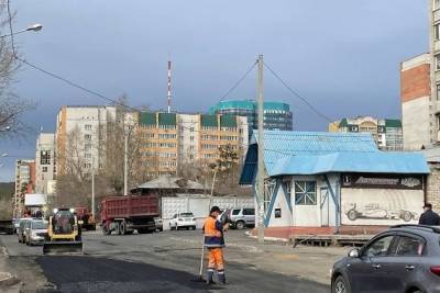 Движение по улице Журавлёва в Чите затруднено из-за ремонта дороги - chita.ru - Чита