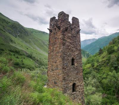 В Чечне отреставрируют средневековую боевую башню - nazaccent.ru - респ. Чечня
