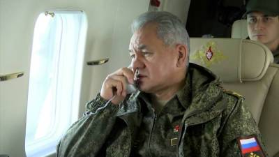 Сергей Шойгу - Владимир Путин - Александр Лукашенко - Шойгу приказал отвести войска от границ: Но радость либералов и... - politnavigator.net - Россия - Украина - Крым